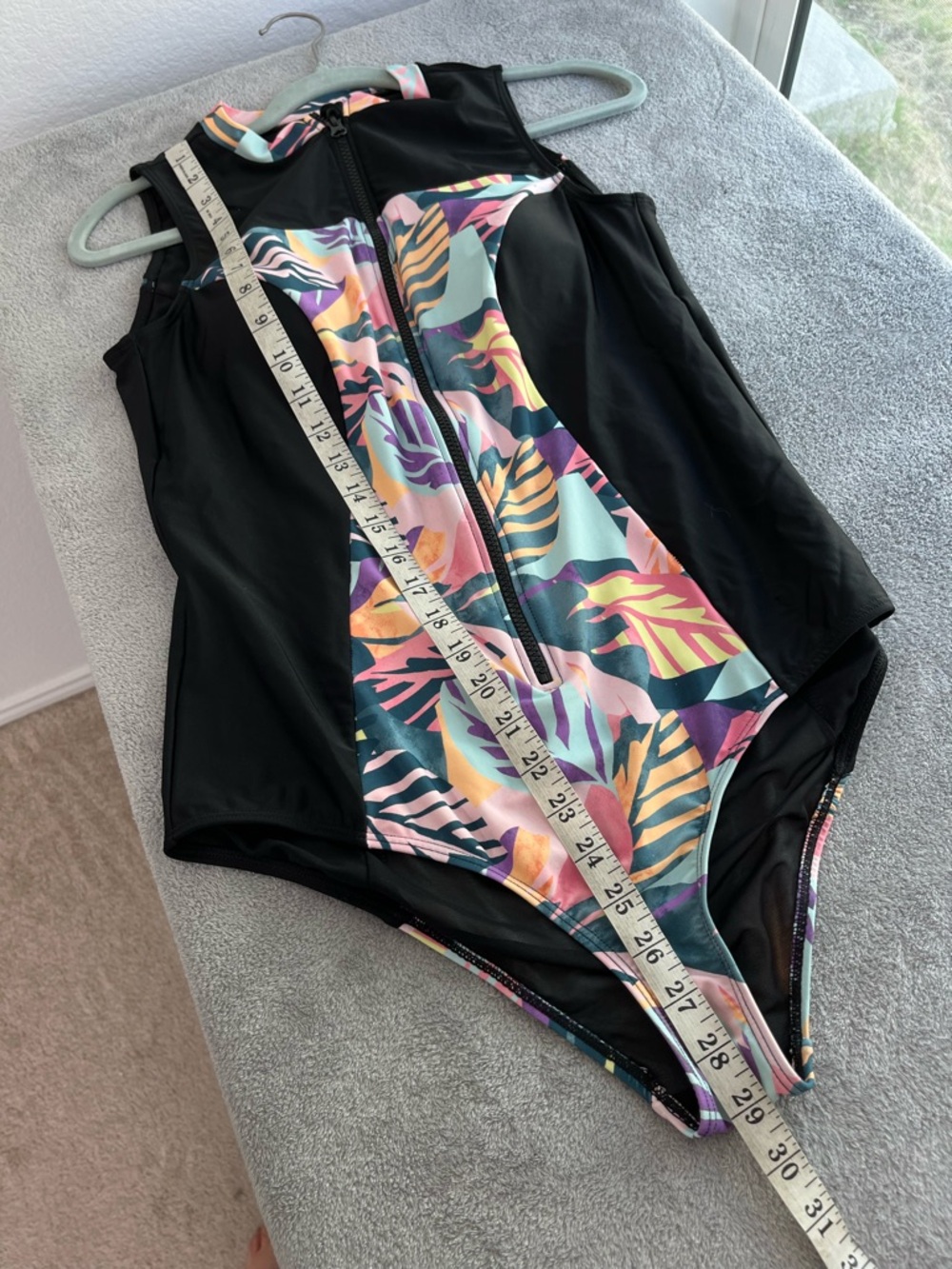 Torrid Active Wireless Sleeveless Rashguard One Piece Swimsuit size 0 = 12 - Picture 11 of 12